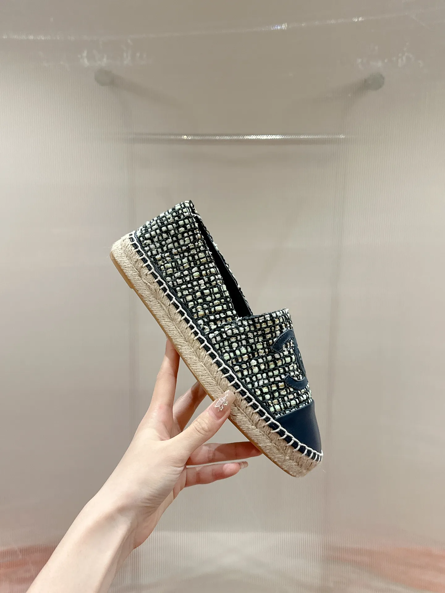 👟👟Ex-factory price 400👟👟 CHANEL 2024 early spring new fisherman shoes, top version 👏👏The inner pads are all made of original imported sheepskin! Code number: 35 - 40 (34.41.42 customized, non-returnable) standard code with full set of packaging